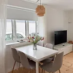 Отель Nest Boutique Free Parking & 5 Min To Center Оденсе
