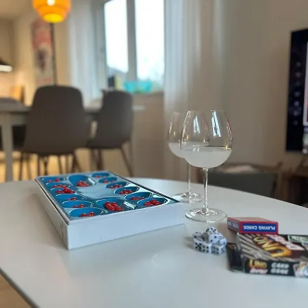 Modern & Unique In Centrum - Free Parking Villa *