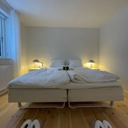 Modern & Unique In Centrum - Free Parking Villa