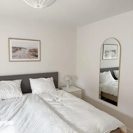 Nest Boutique Free Parking & 5 Min To Center Hotel